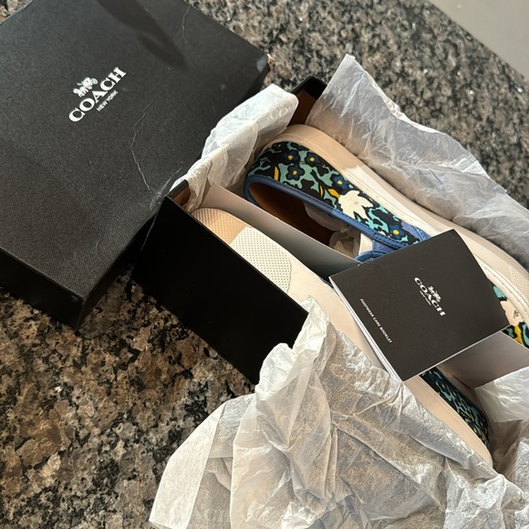 Coach Cameron Aqua Blue Multi canvas NIB 10M - Picture 11 of 11